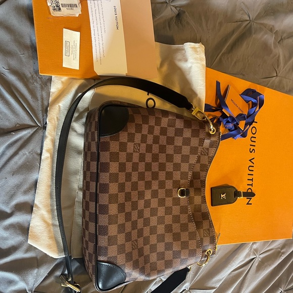 Odeon MM crossbody - Picture 1 of 2